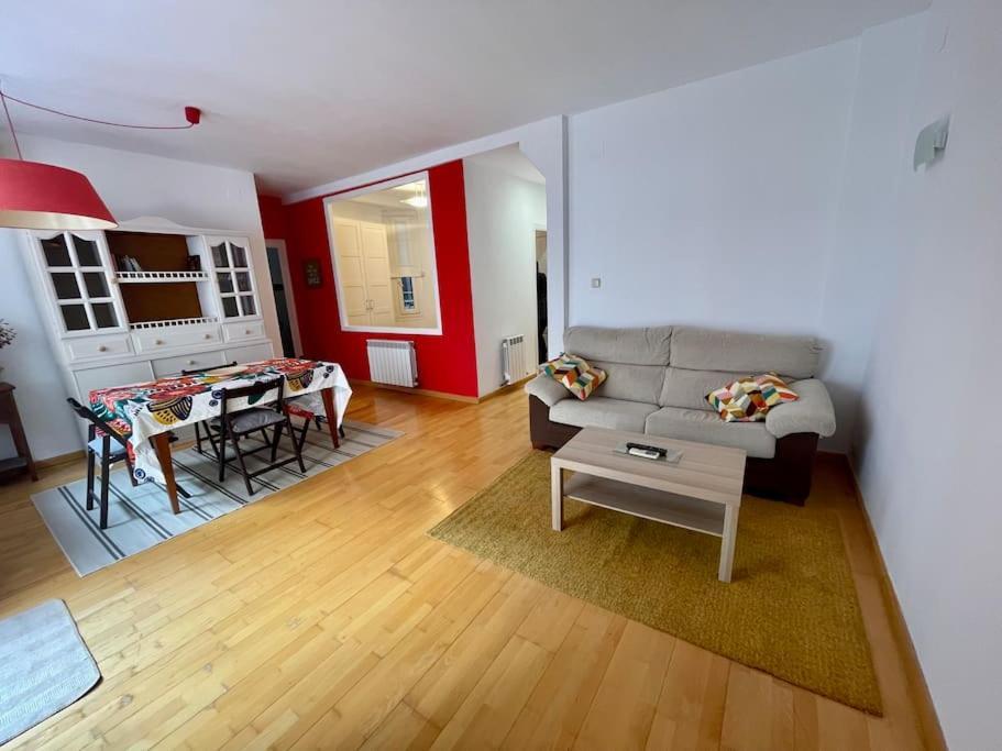 Acogedor Apartamento En Сарагоса Экстерьер фото